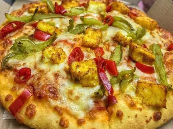 Peppy Paneer Pizza
